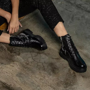 Bota Lara Feminina Cano Curto Preta - 3850