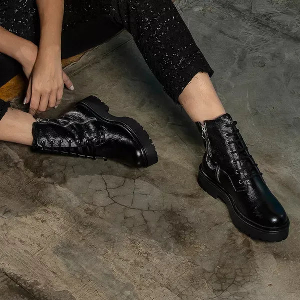 Bota Lara Feminina Cano Curto Preta - 3850